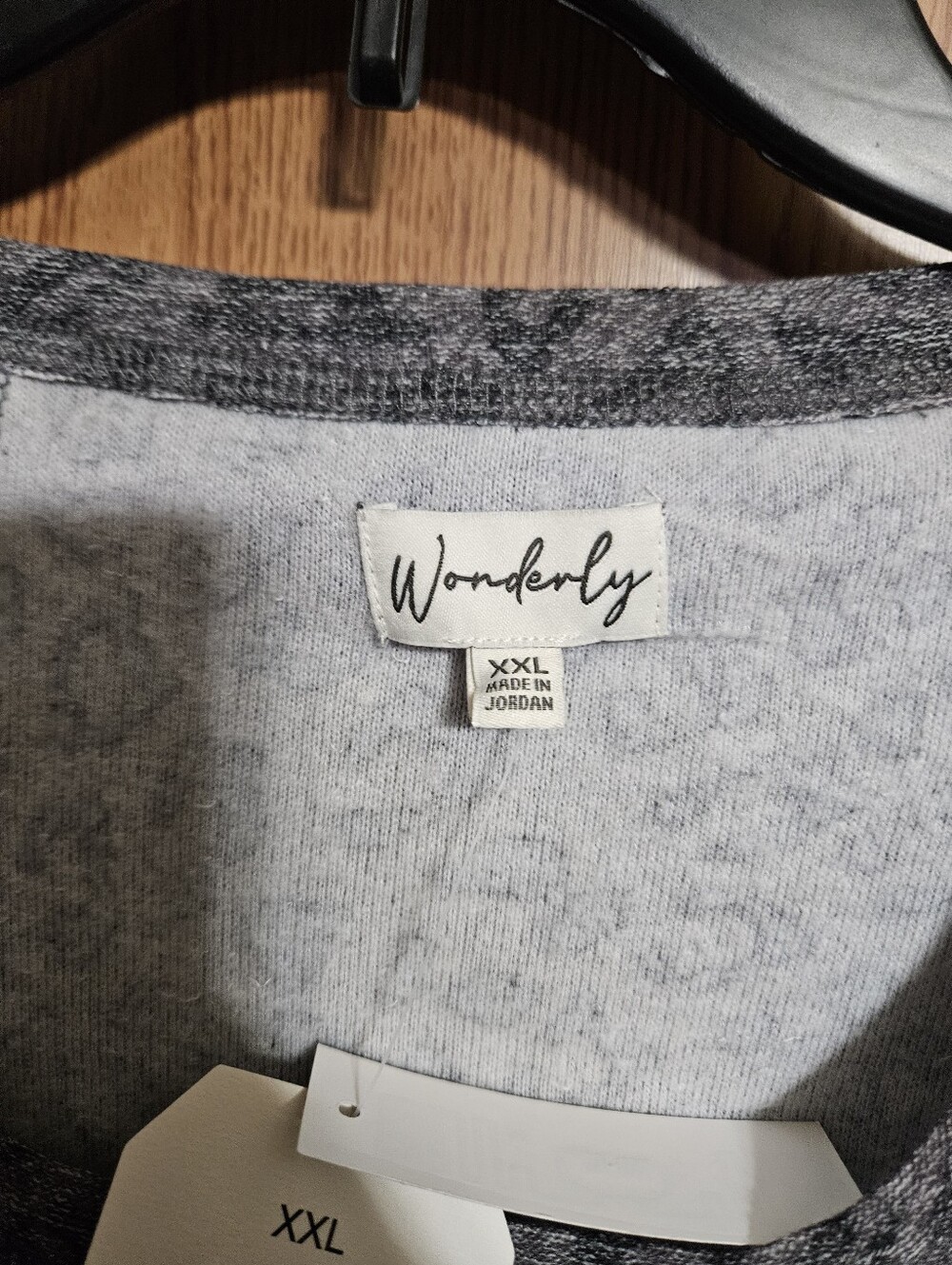 Wonderly NEW Gray Cheetah Long Sleeve Flowy Tee Plus Size XXL! - Picture 2 of 6